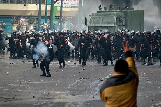Egypt’s Violent Gov’t Turns Off The Entire Internet!