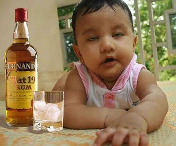 Toddler Gets Juiced Up After Applebee’s Serves Him a Margarita