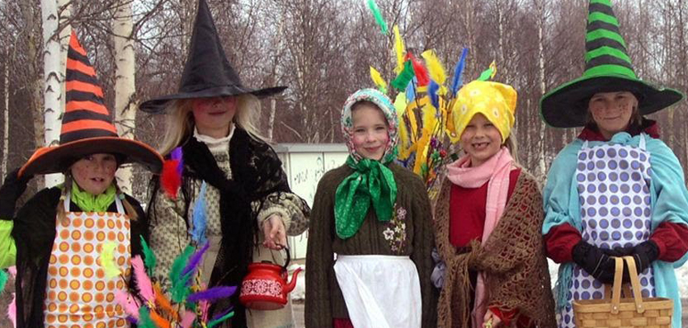 Omelettes, Whippings and Witches: 8 Weird Easter Traditions America Should Adopt