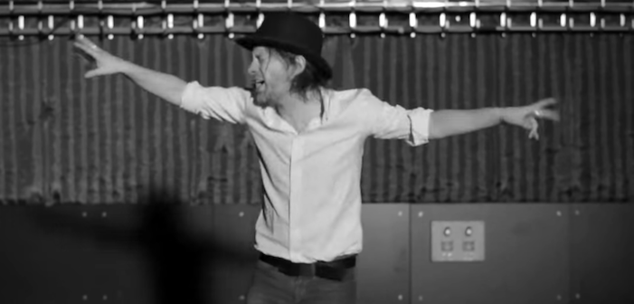 Now Hear This: Dolphins Dig Radiohead, Kanye’s Nameless Album And More!