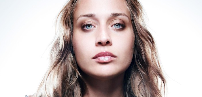 Fiona Apple ‘Roasts Trump’s Nuts’ in Her New Christmas Song