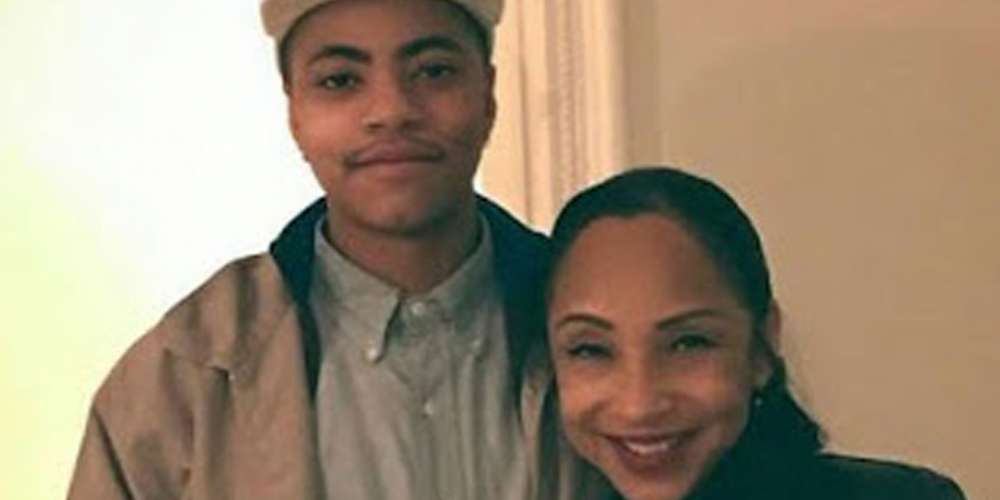 Le fils trans de Sade lui écrit un message touchant pour son anniversaire