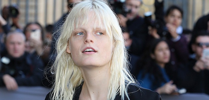La top model belge Hanne Gaby Odiele fait son coming-out intersexe