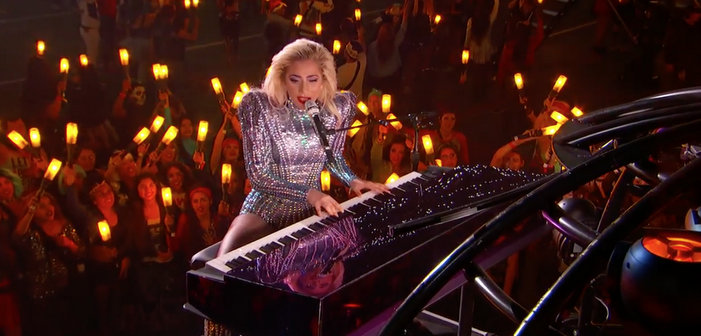 Découvrez la performance de Lady Gaga au Super Bowl