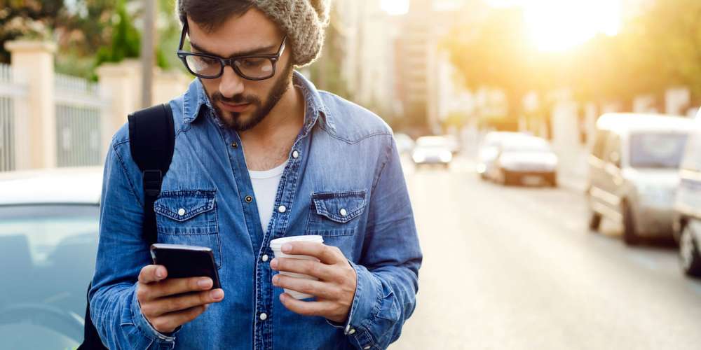 ‘Las Redes Sociales de Mi Ex-Novio No Muestran Rastro Alguno de Nuestra Relación’ ¿Cómo Puedo Sobrellevarlo?