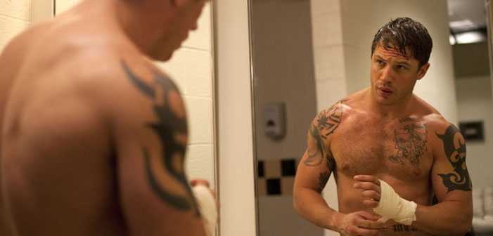 หนุ่มล่ำคล้ายจะเป็นไบ Tom Hardy กับการแก้ผ้าเล่นน้ำ (ไม่เหมาะกับที่ทำงาน)