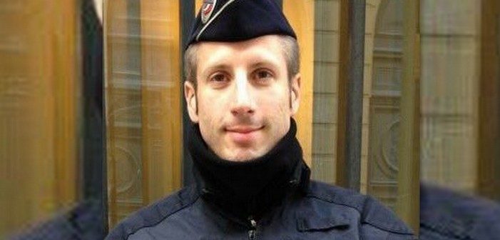 Attentat sur les Champs-Elysées: le policier tué était membre de Flag! Policiers et Gendarmes LGBT