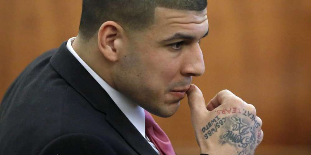 New Details Suggest Aaron Hernandez Was Bisexual, Left Suicide Note For Prison Lover
