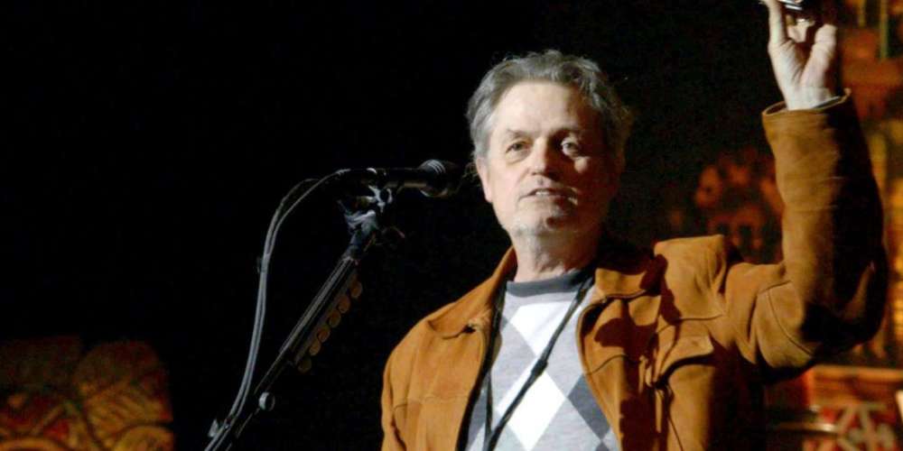 Honor ‘Philadephia’ and ‘Silence of the Lambs’ Director Jonathan Demme with 5 of His Little-Known Music Videos