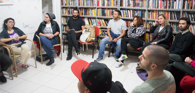 Literatura LGBT brasileira. Uma categoria em construção. E necessária.