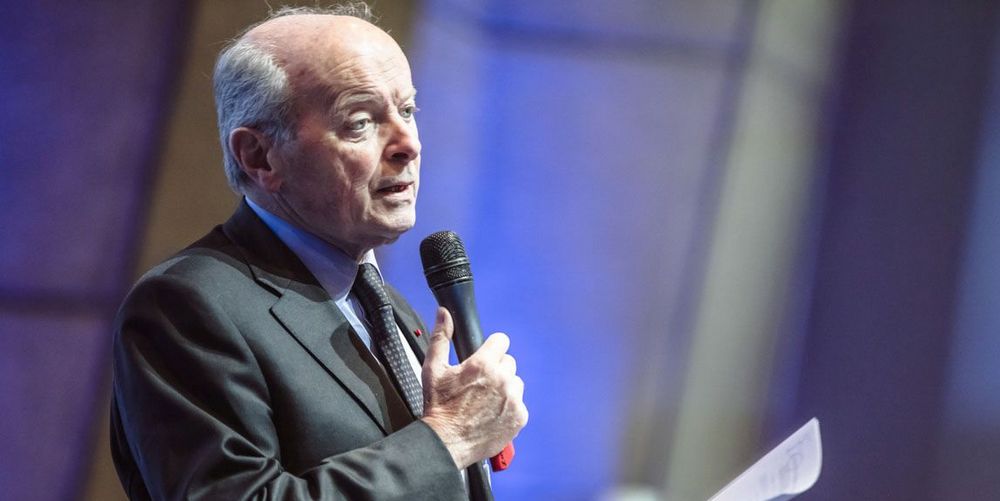 Jacques Toubon: « L’absence de statistiques officielles participe à l’invisibilisation des actes LGBTphobes »