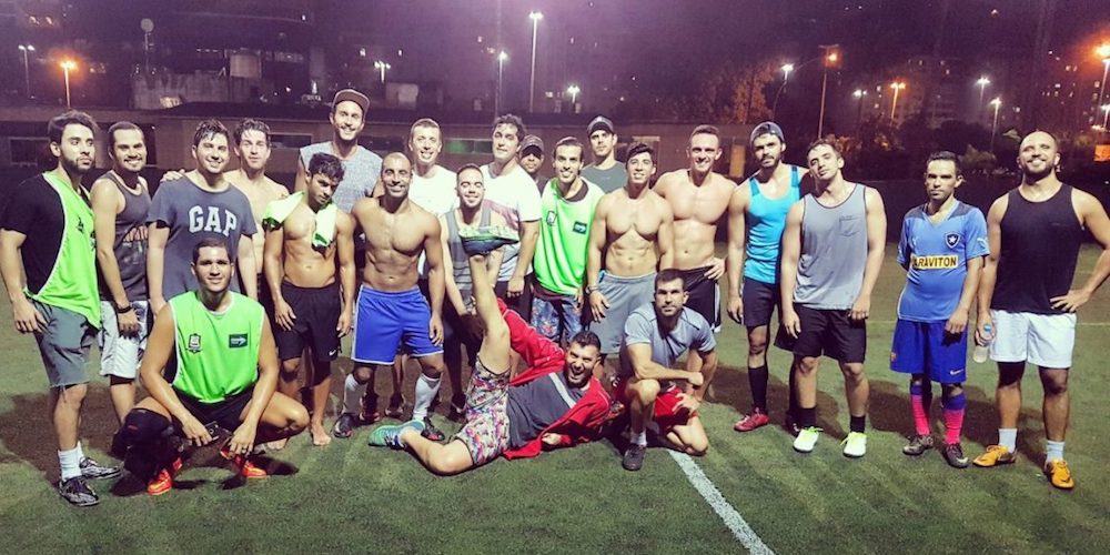Time de futebol do Rio recusa jogadores hétero