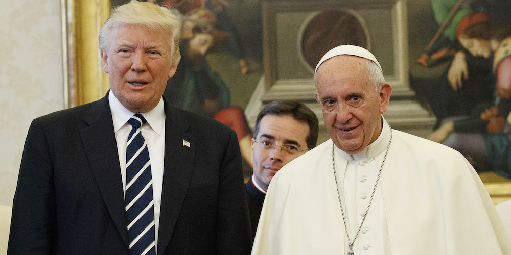 Pope Francis Just Threw Major Shade at Donald Trump, and We’re Living for It