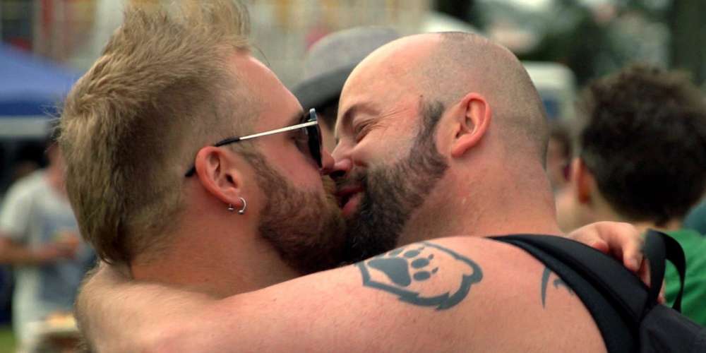 In ‘100 Men,’ One Filmmaker Documents a Lifetime of His Most Memorable Shags