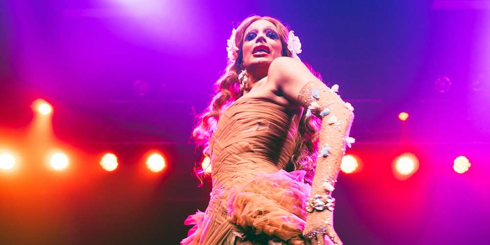 Valentina Draws a Sold-Out Minneapolis Crowd at Flip Phone XXL (Photos)