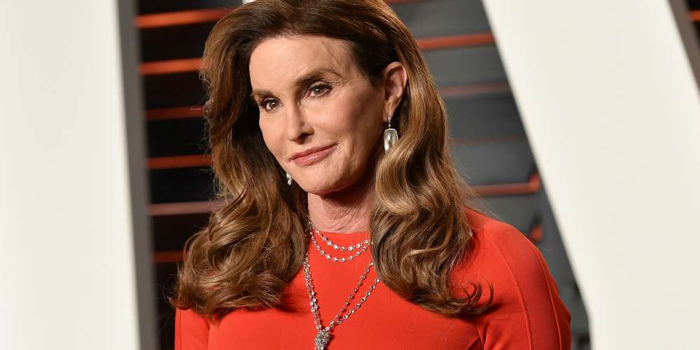 Caitlyn Jenner Spotted Wearing ‘Make America Great Again’ Hat (Photo)