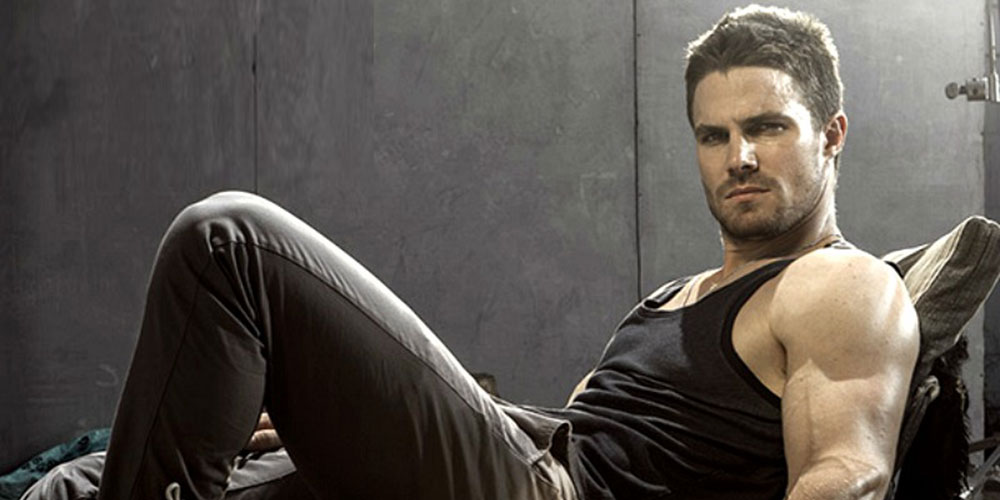 ‘Arrow’ Star Stephen Amell Smacks Down Homophobic Critics of His Visit to Vancouver Pride