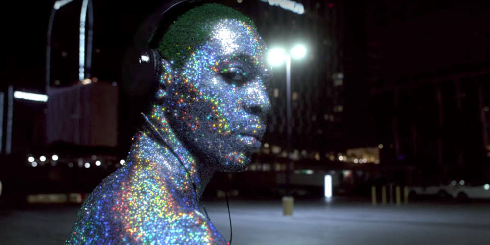 We Can’t Stop Watching This Muscular Dancer Covered in Holographic Glitter (Video)