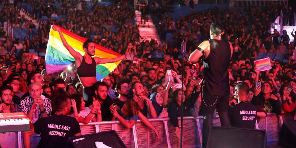 34 Egipcios Fueron Arrestados por Levantar la Bandera del Orgullo en un Concierto