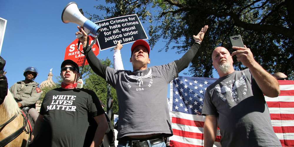 Reddit Kicks Out Nazis and White Supremacists Under New Policy Banning ‘Violent’ Content