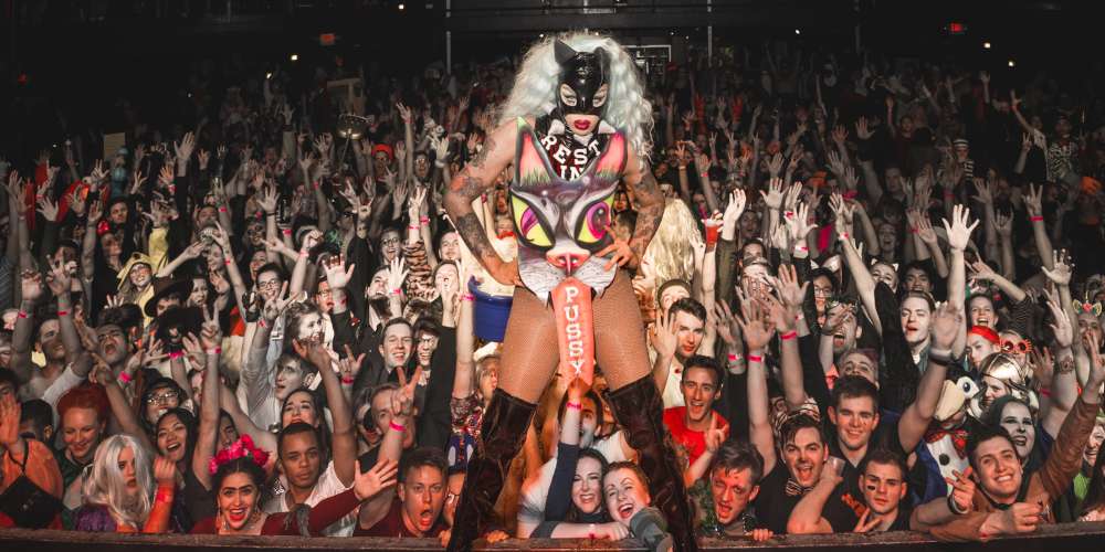 Aja Performed the House Down During This Halloween Dance Party in Minneapolis (Photos)