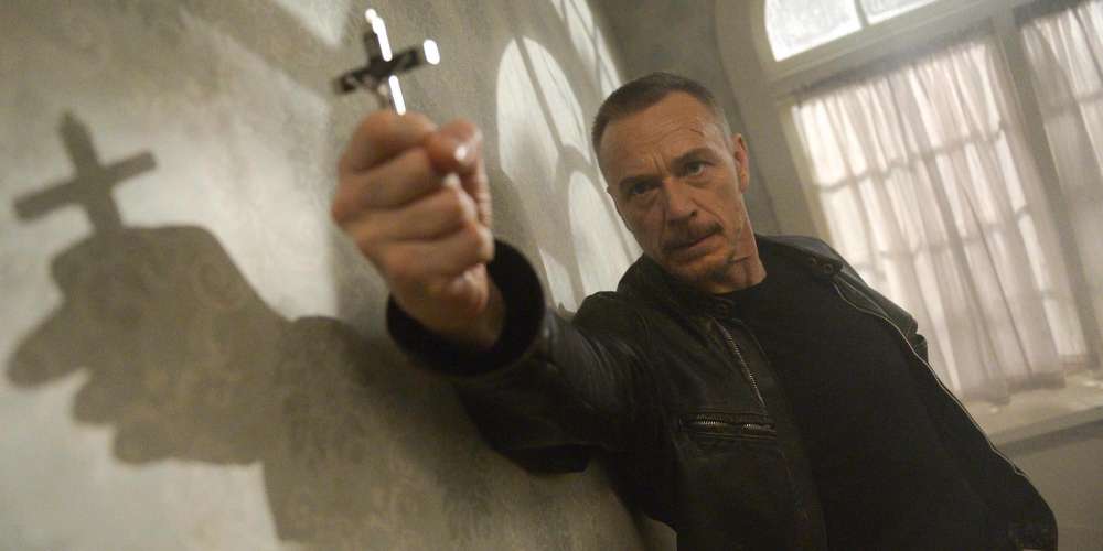 ‘The Exorcist’ Showrunner Has the Best Response Ever to Those Offended by His Show’s Gay Kiss