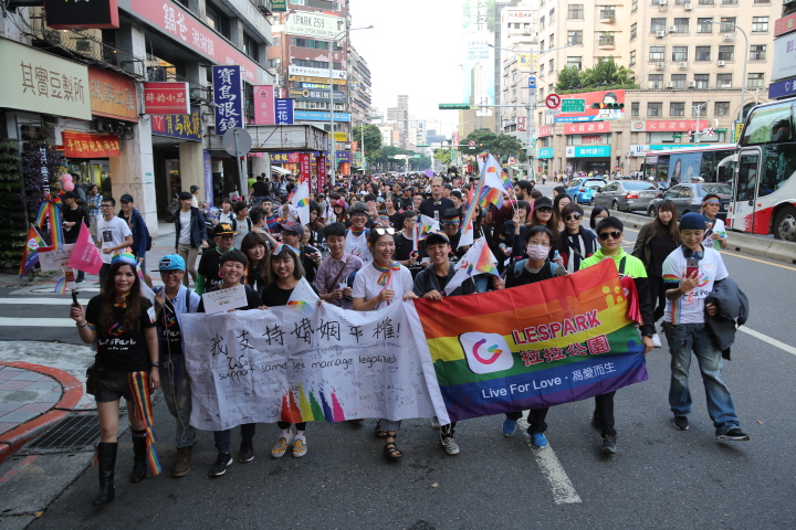 回顧2017年LGBT運動的5大收穫,包括台灣憲法法庭的有利判決