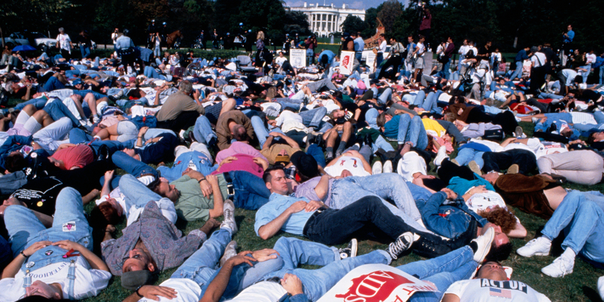 act up history die in