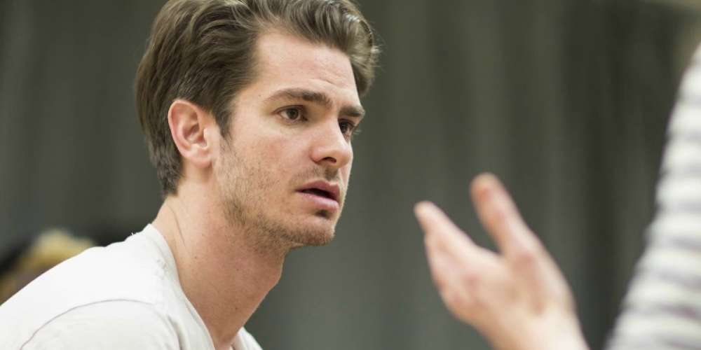 Andrew Garfield Says He’s Open to Sexual Relations With Men, While Still Identifying as Heterosexual