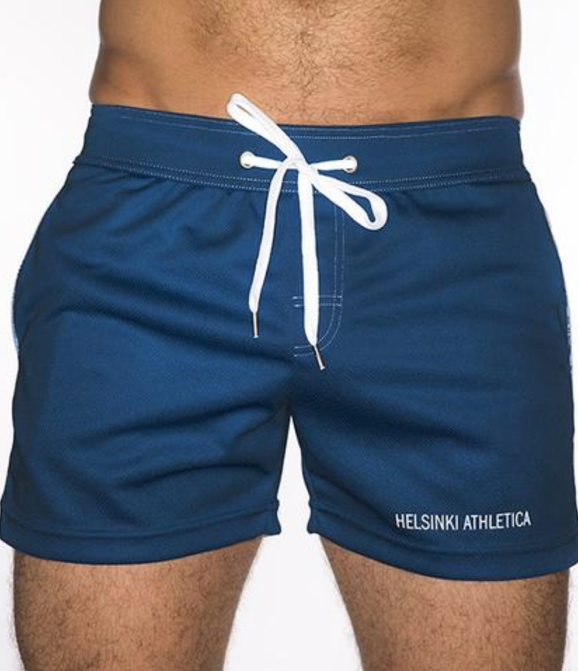 must haves helskinki gus kenworthy bag