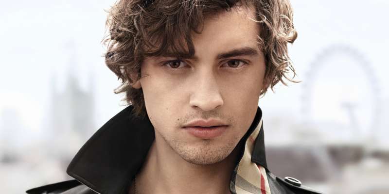 tom daley gayby burberry
