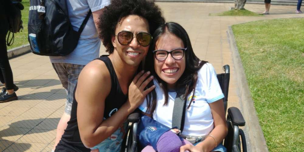 Shangela Hosted a Spur-of-the-Moment Fan Meetup in Peru, and the Pics are Adorable