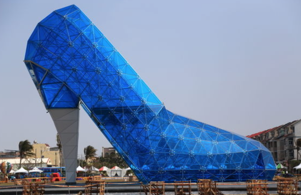 taiwan travel guide high heel church