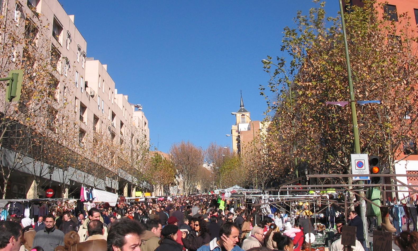 gay madrid rastro market เกย์ มาดริด