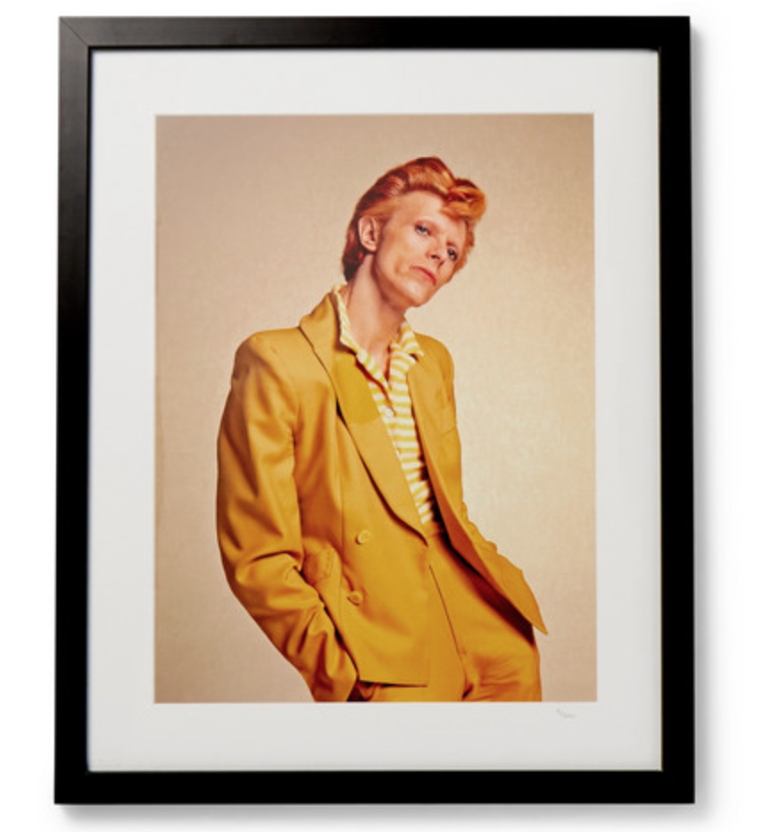 modern singe guy bedroom davie bowie frame