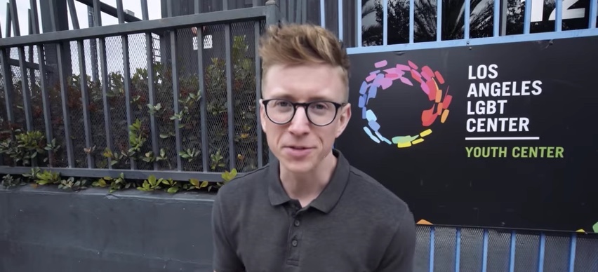 Tyler Oakley 01, homeless LGBTQ 01