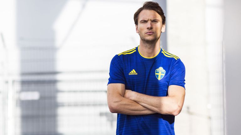 World Cup jerseys 09, World Cup kits 09, Sweden