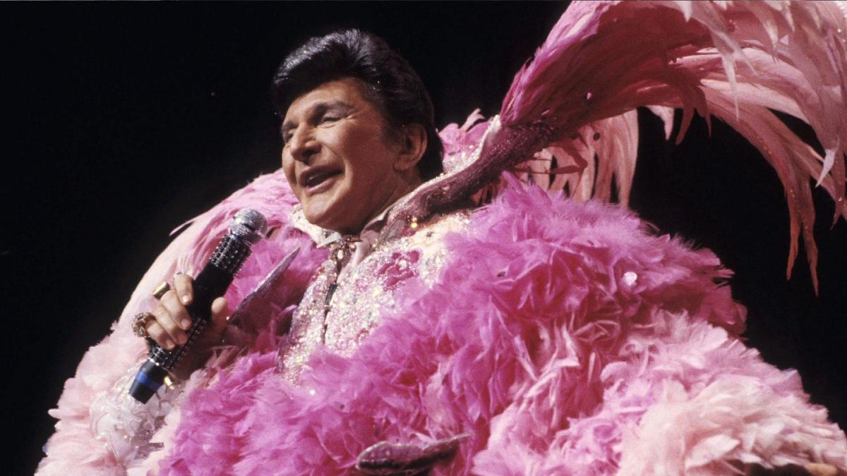 Liberace, femme men 09