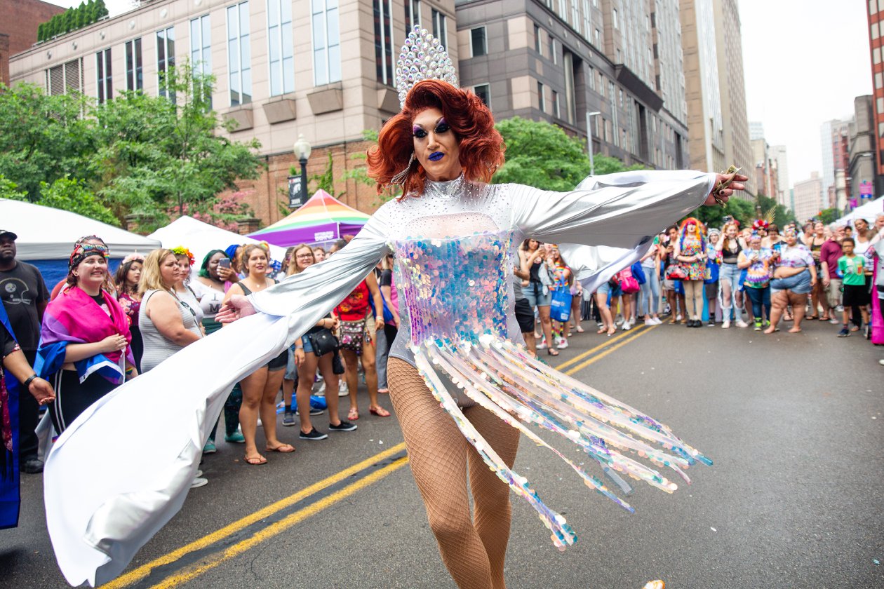 pittsburgh pride phtoos drag queen inline