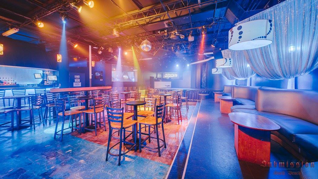 gay key west aqua bar เกย์ key west