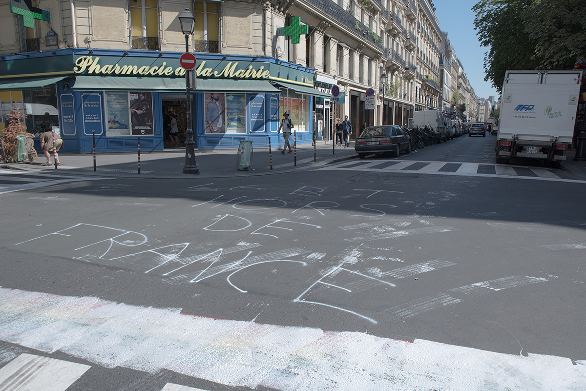 Passage piéton à l'angle des rues de la Verrerie et des Archives