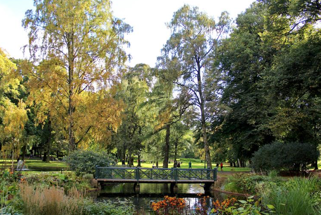 gay oslo guide palace park