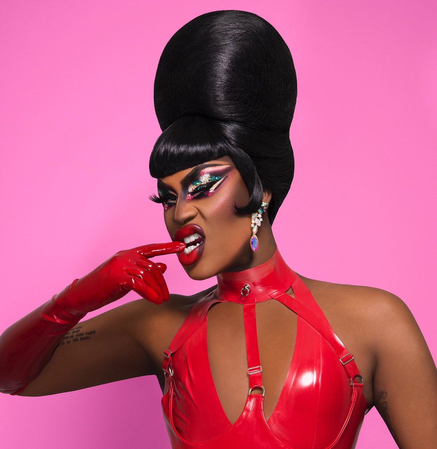 drag queen musicians shea coulee
