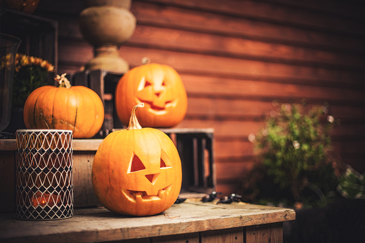 history of halloween pumpkins
