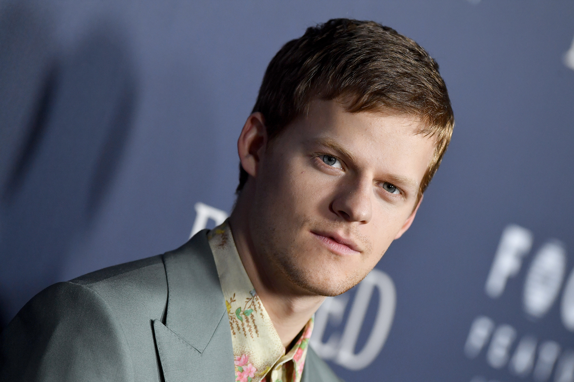 2019 golden globes queer actors lucas hedges