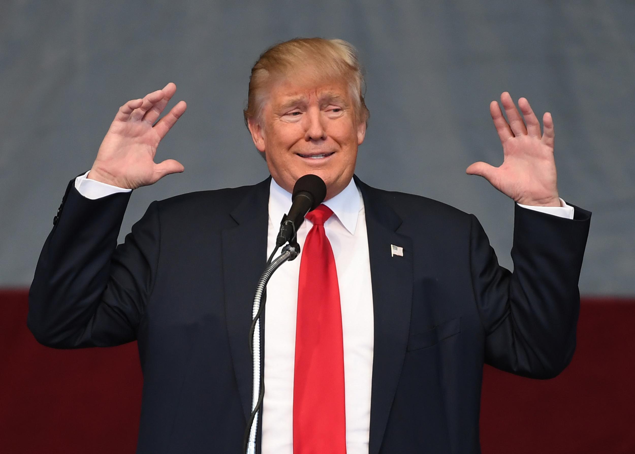 photoshopped Donald trump 2