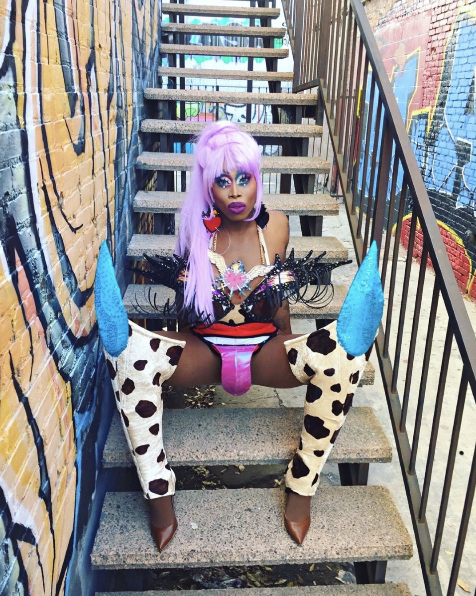 monique heart 3