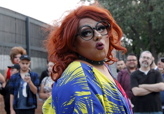 no border wall drag protest 2