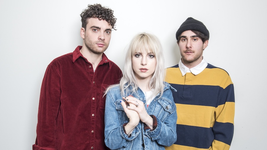 hayley williams gay tweet paramore 2