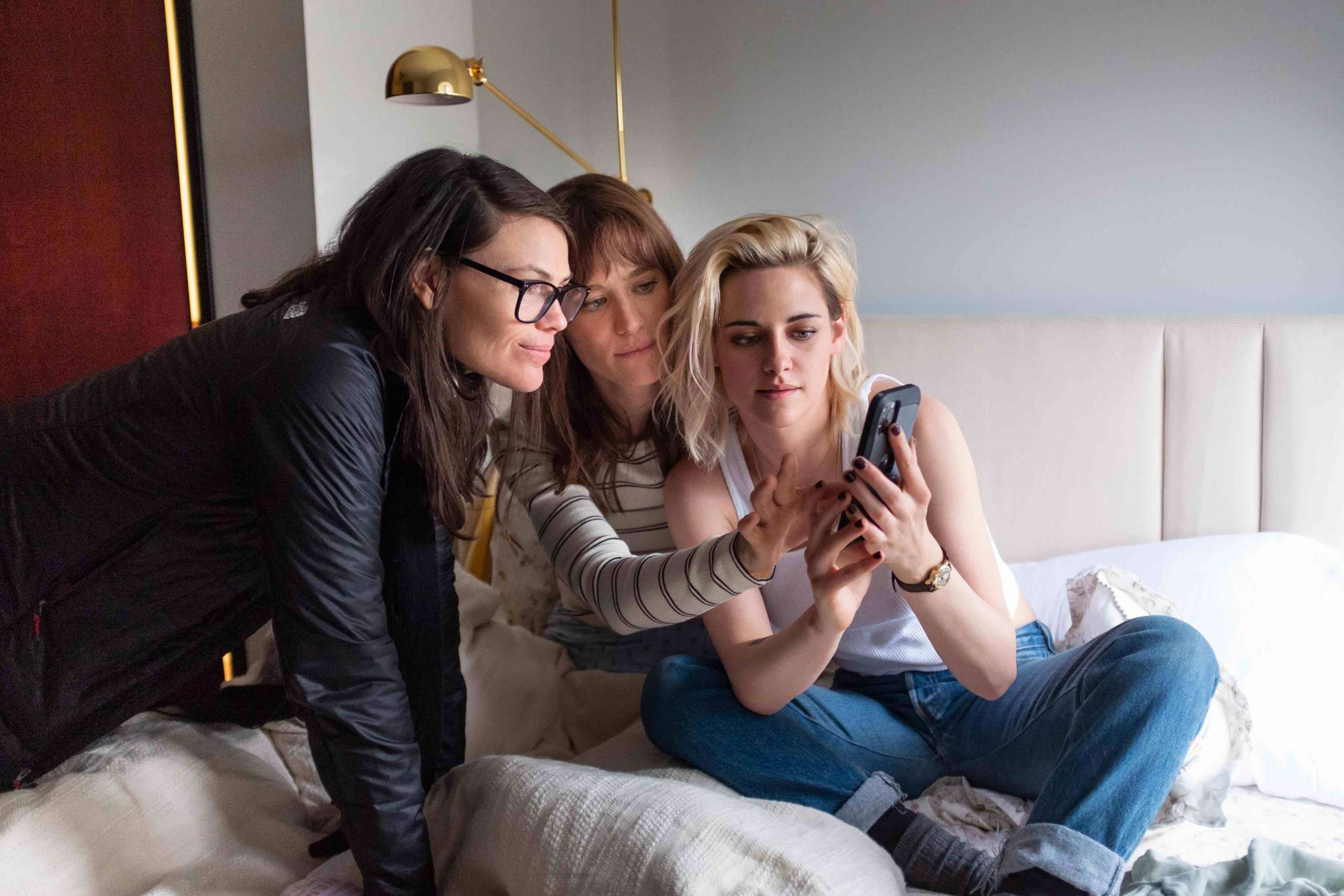 lgbtq christmas film happiest season clea duvall